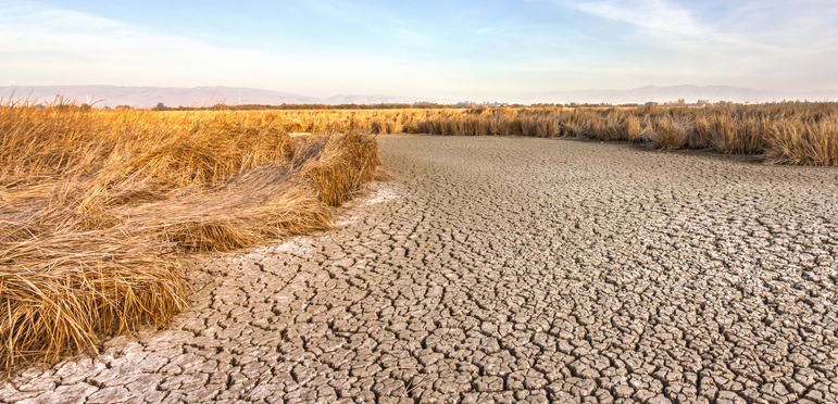 drought-in-california-view