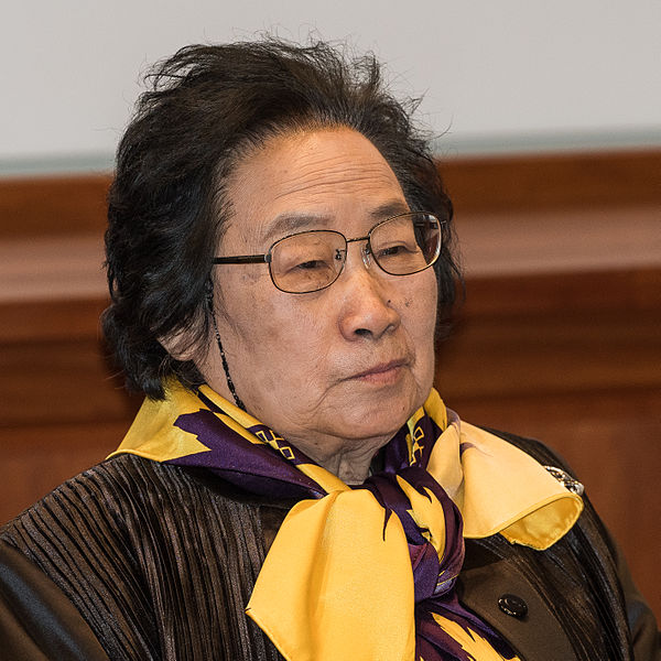 Nobel prize to Tu Youyou’s for medicine in China